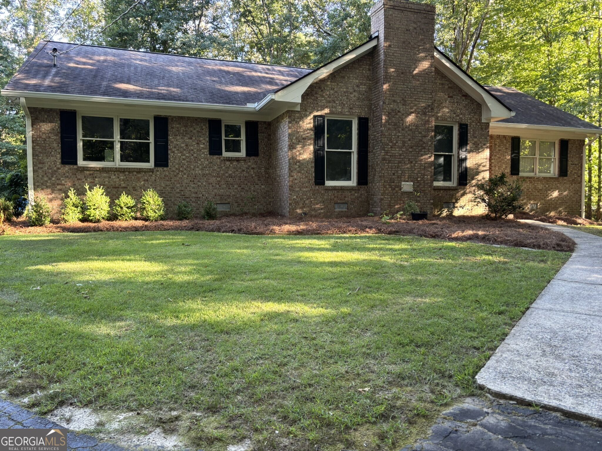 674 Clarke Trail Property Photo 1