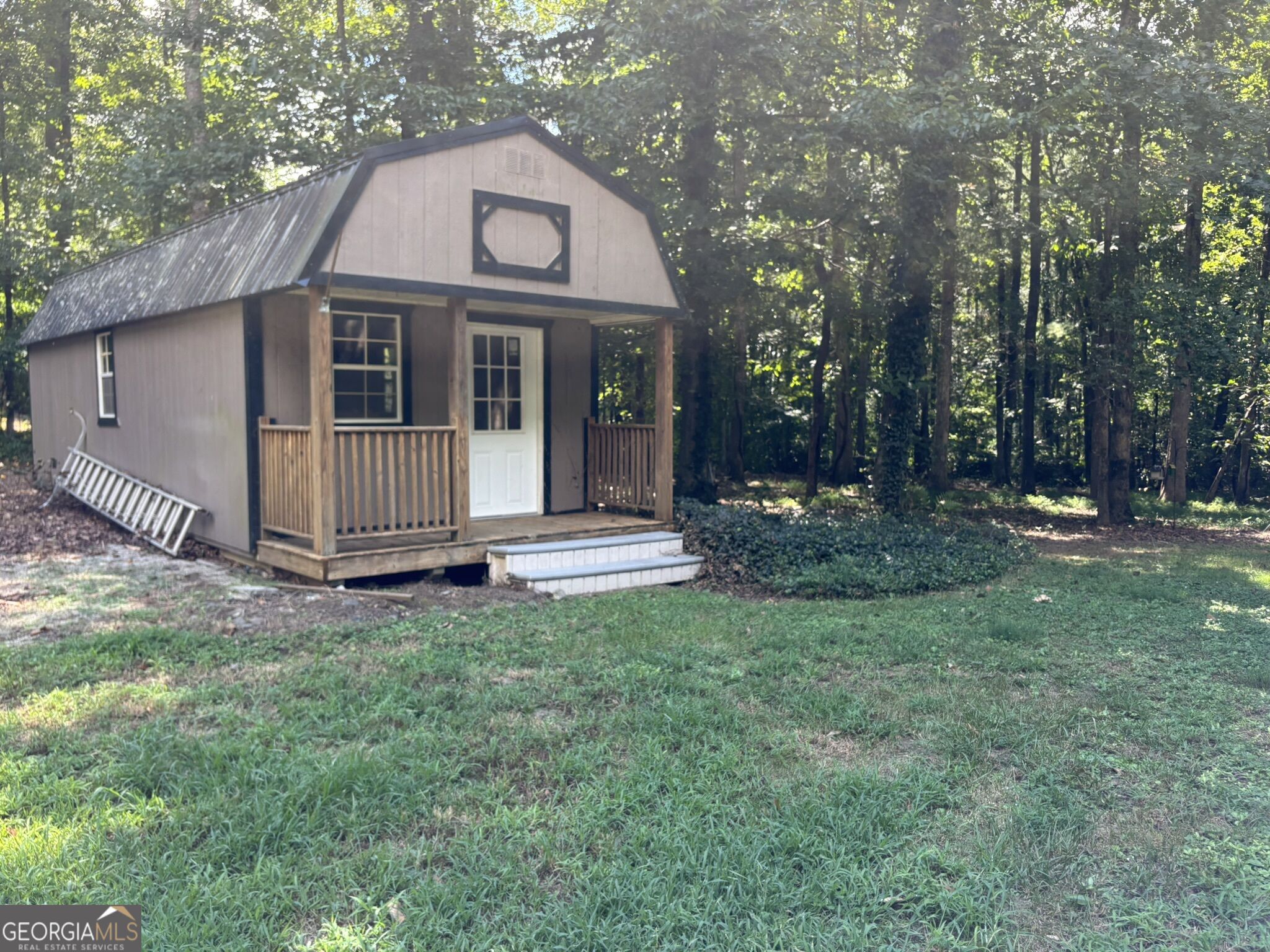 674 Clarke Trail Property Photo 4