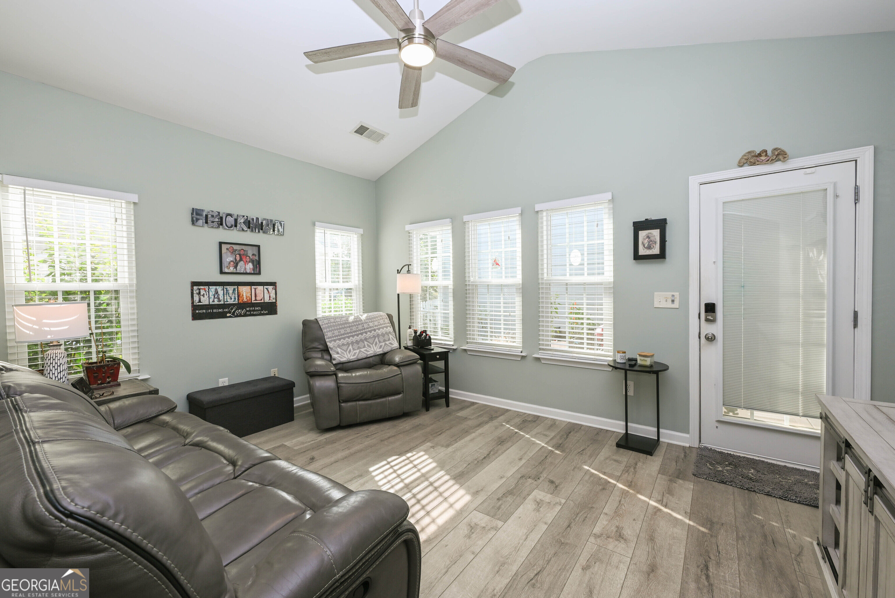 34 Tapestry Lane Property Photo 15