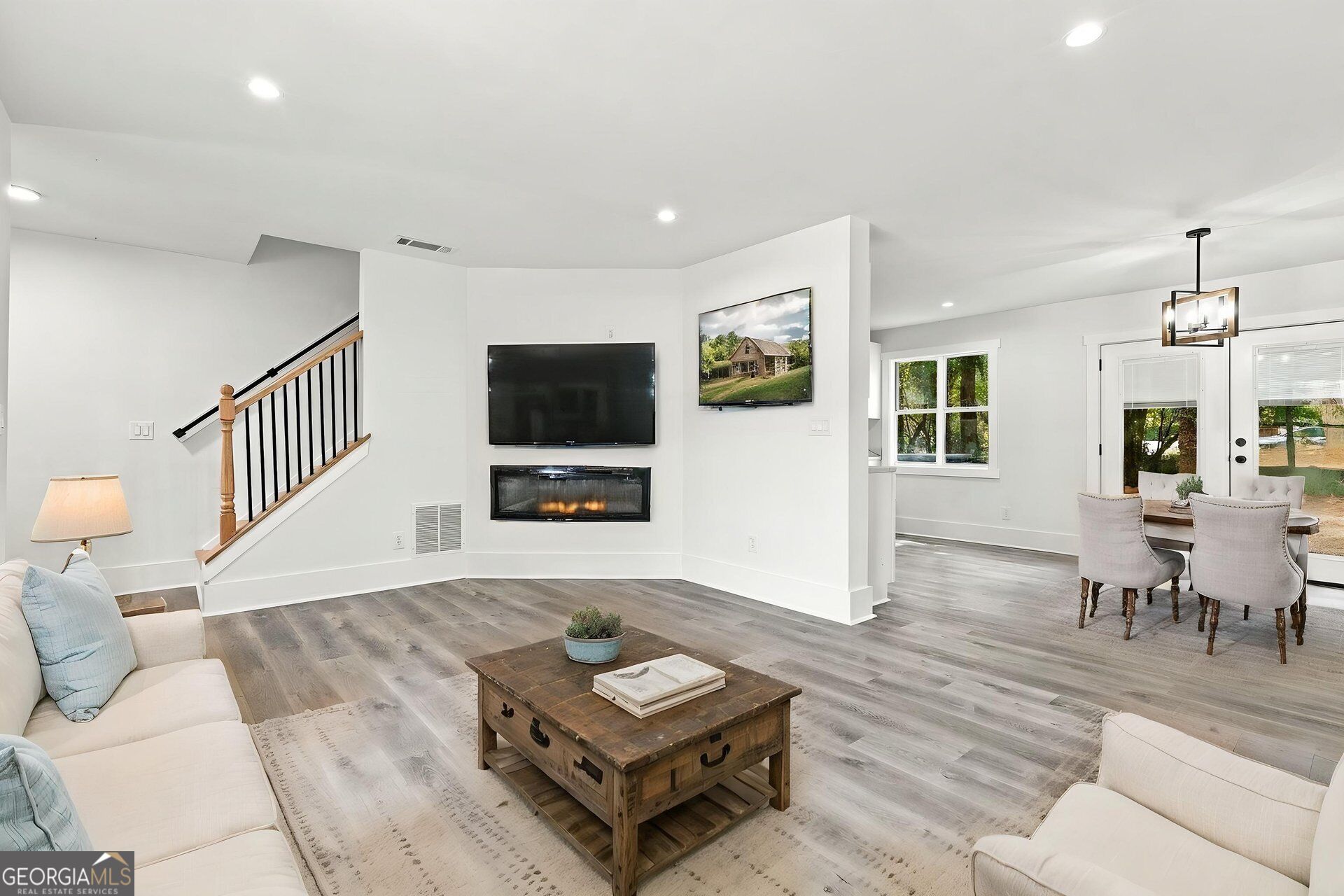5441 Forest Path Court Property Photo 7