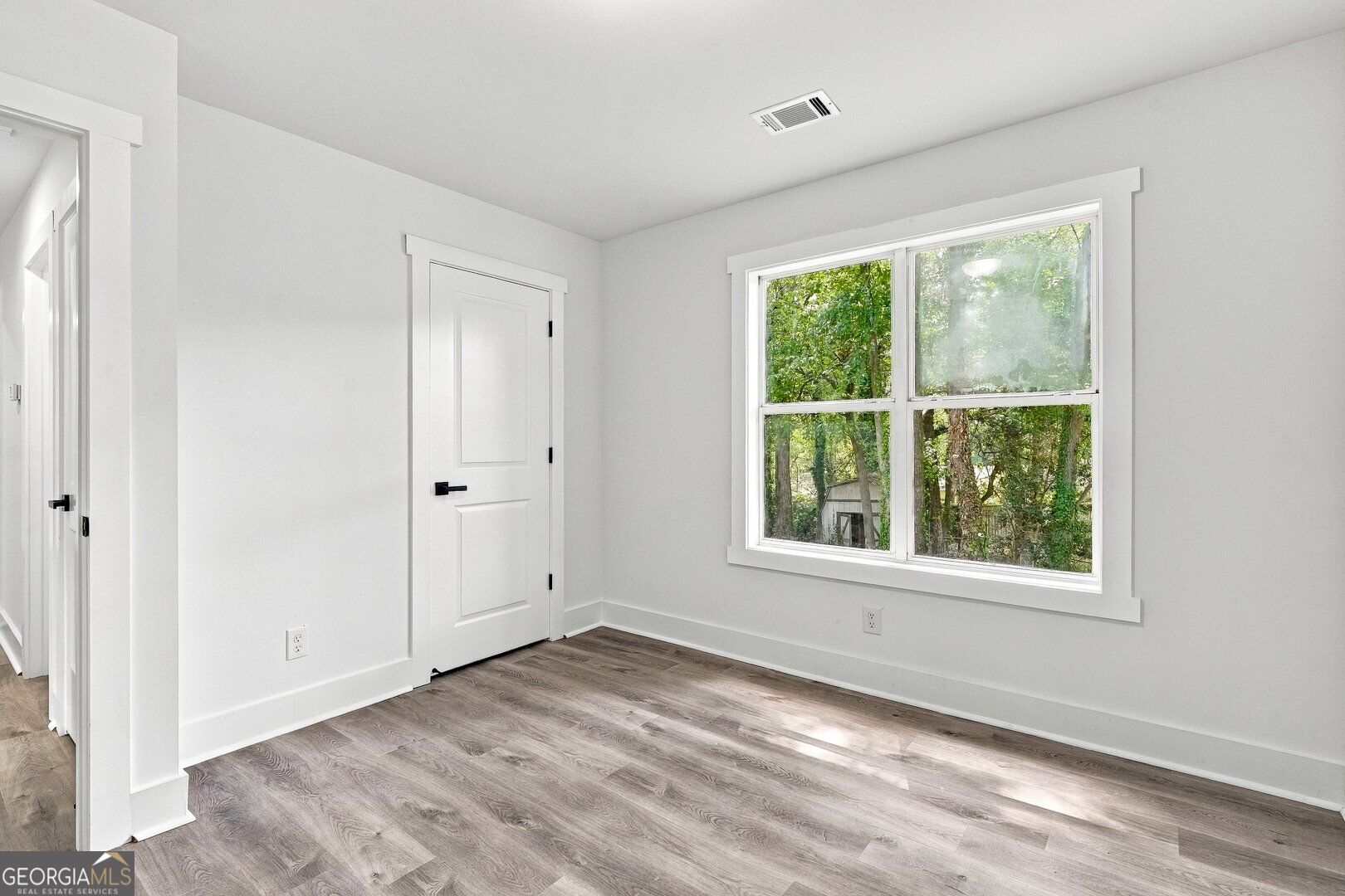 5441 Forest Path Court Property Photo 27