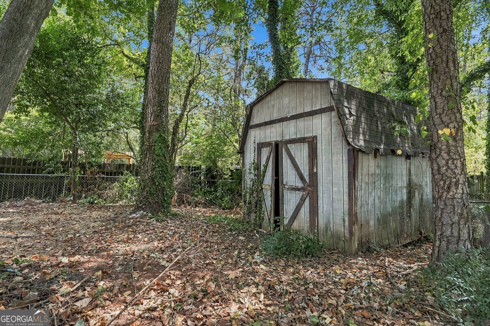 5441 Forest Path Court Property Photo 33