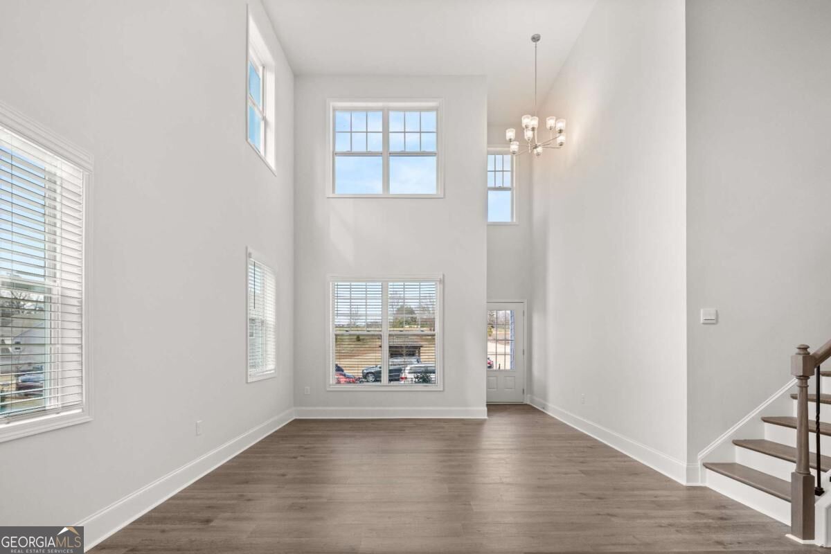 5270 Blue Bird Path Property Photo 8