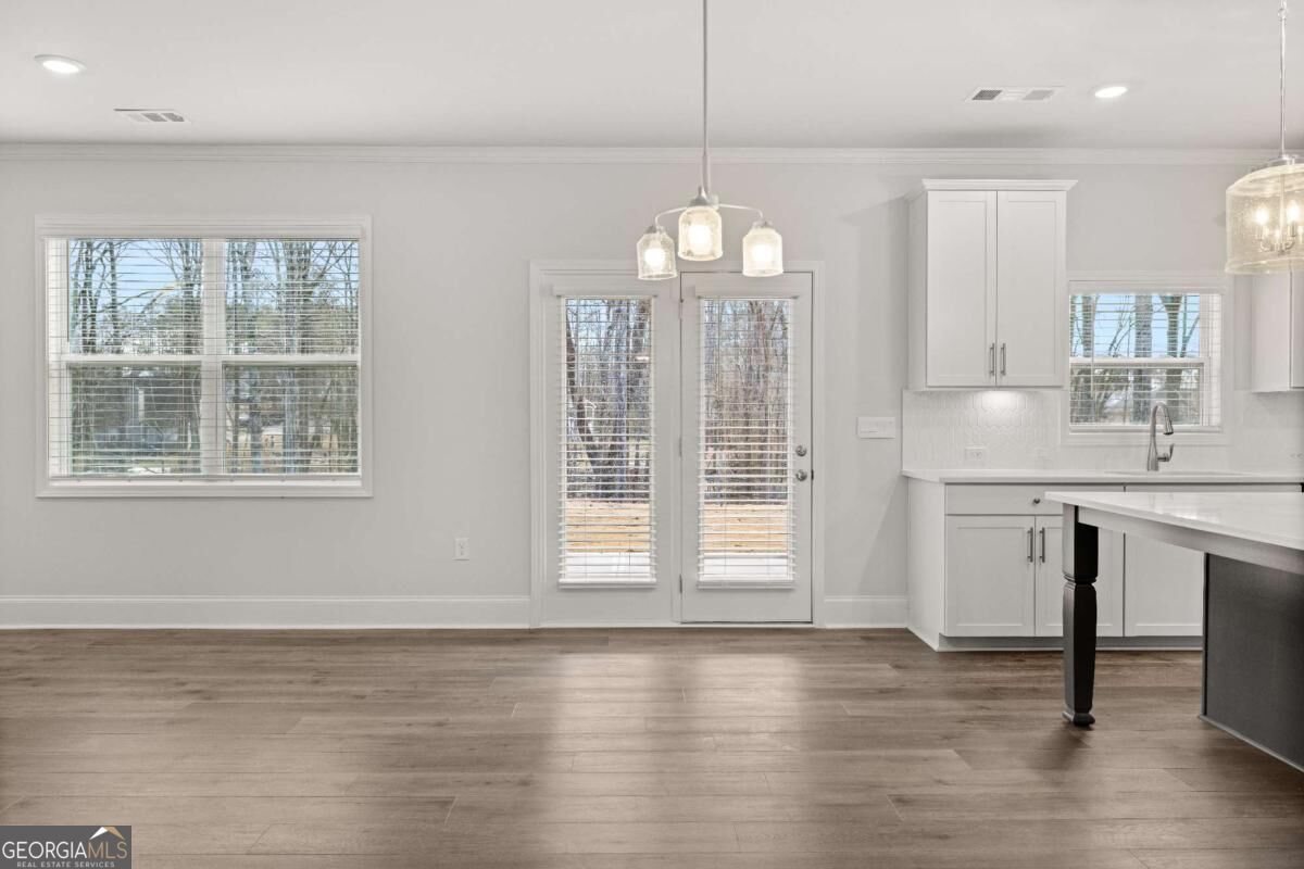 5270 Blue Bird Path Property Photo 22