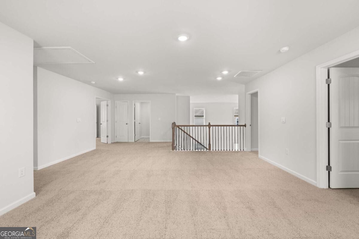 5270 Blue Bird Path Property Photo 37