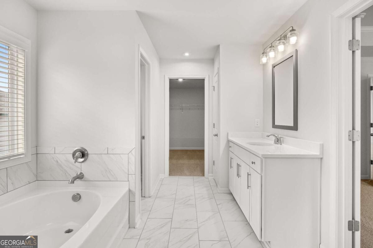 5270 Blue Bird Path Property Photo 42