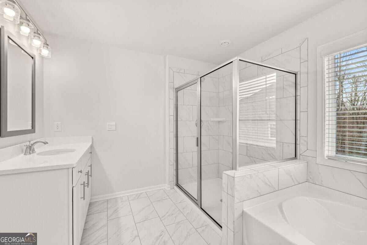 5270 Blue Bird Path Property Photo 44