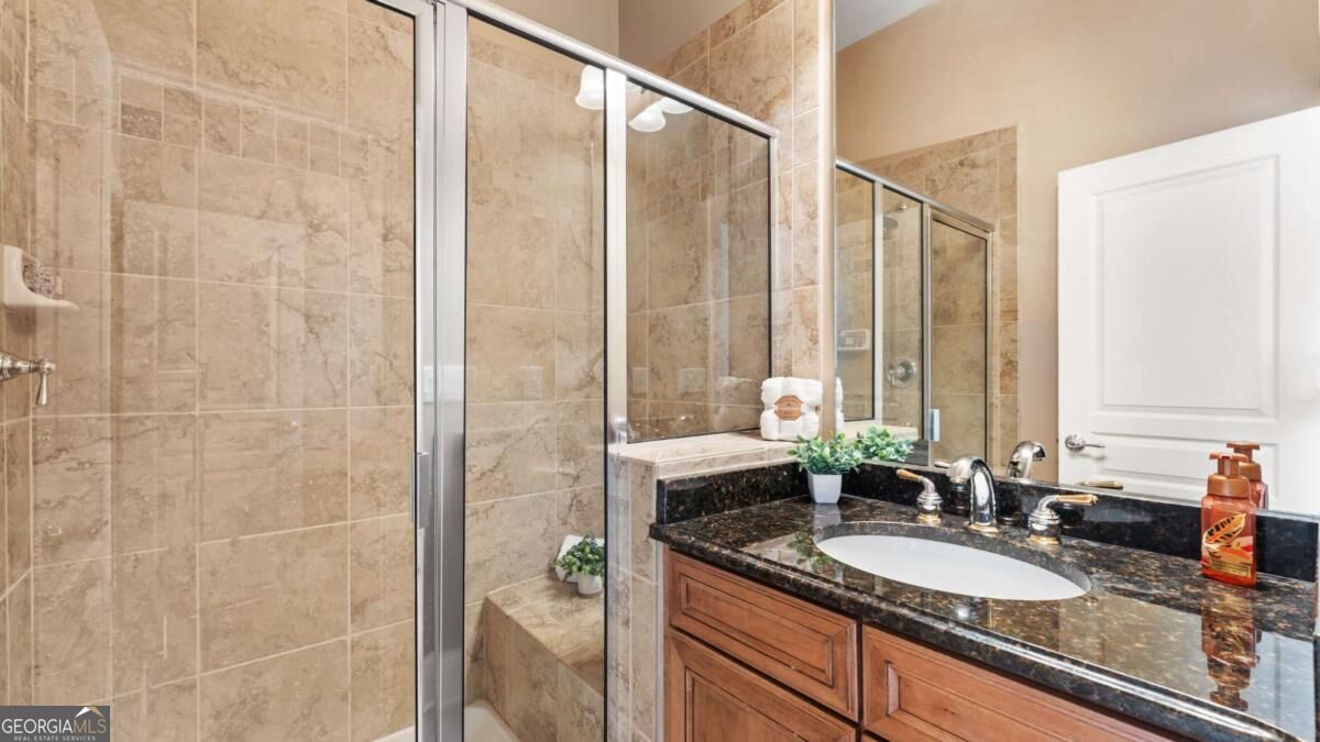 5010 Collins Lake Drive Property Photo 32