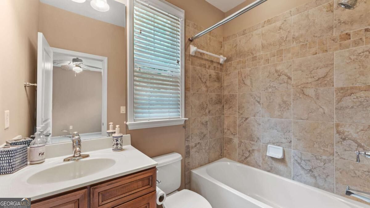 5010 Collins Lake Drive Property Photo 51