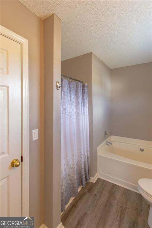 2 Court Crossing Property Photo 23
