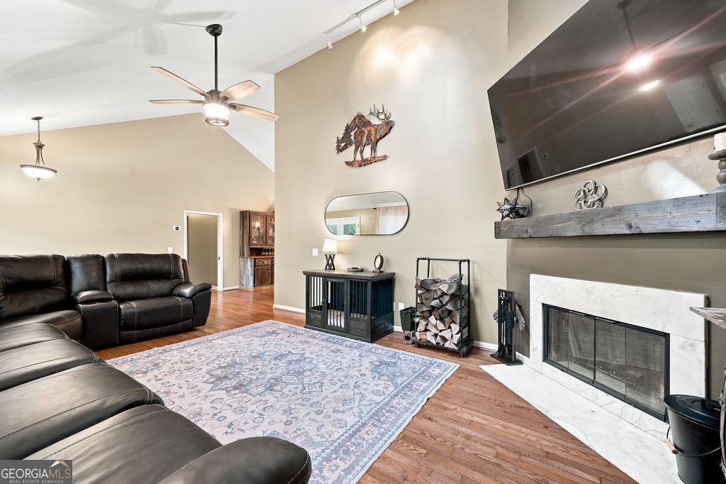 9302 Rockshire Lane Property Photo 7