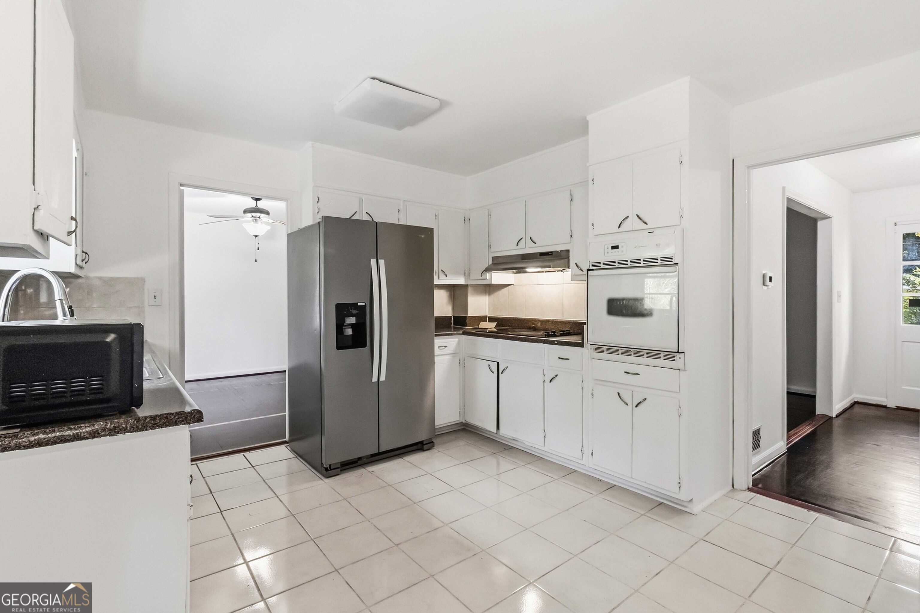 4348 Executive Drive Property Photo 11