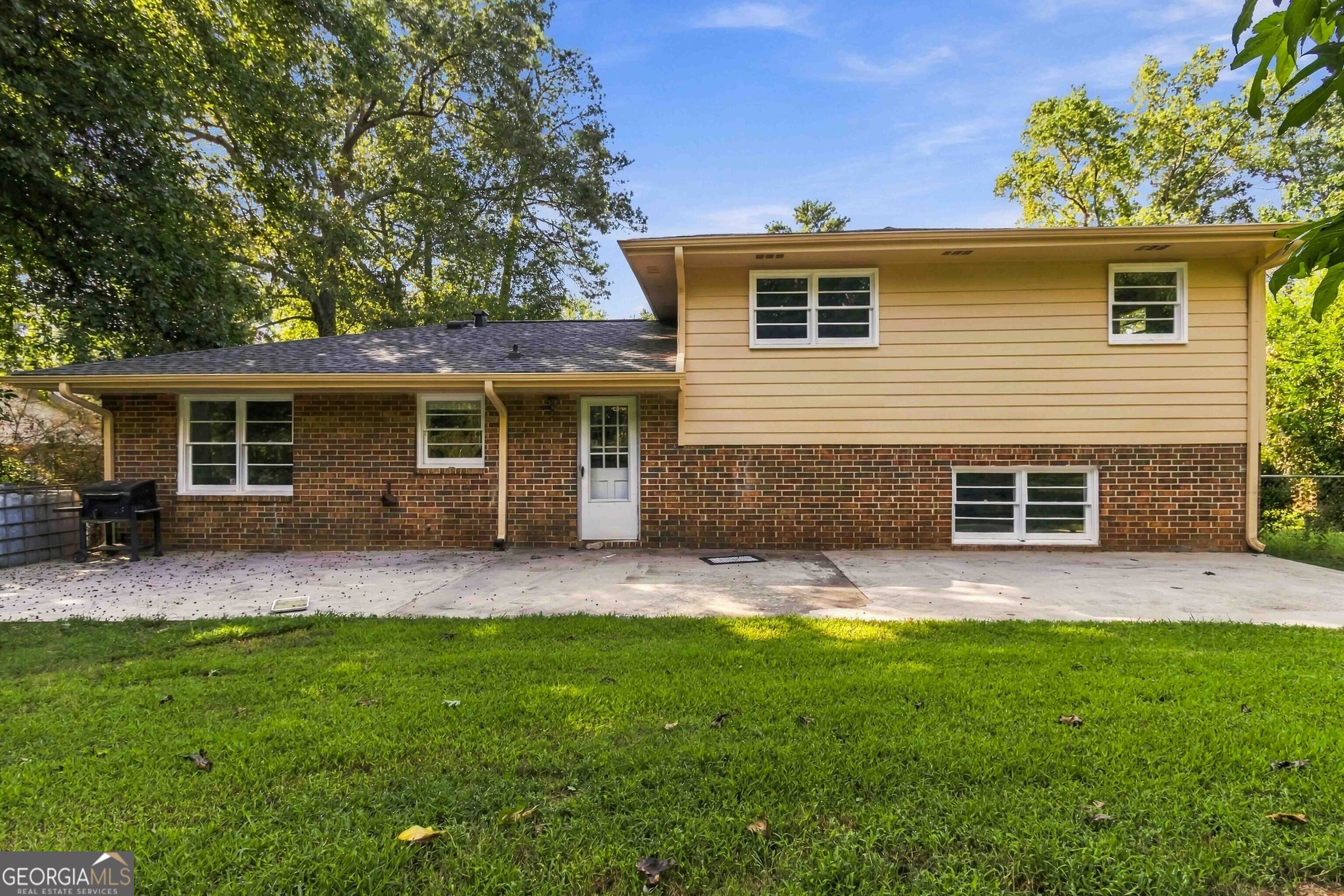 4348 Executive Drive Property Photo 27