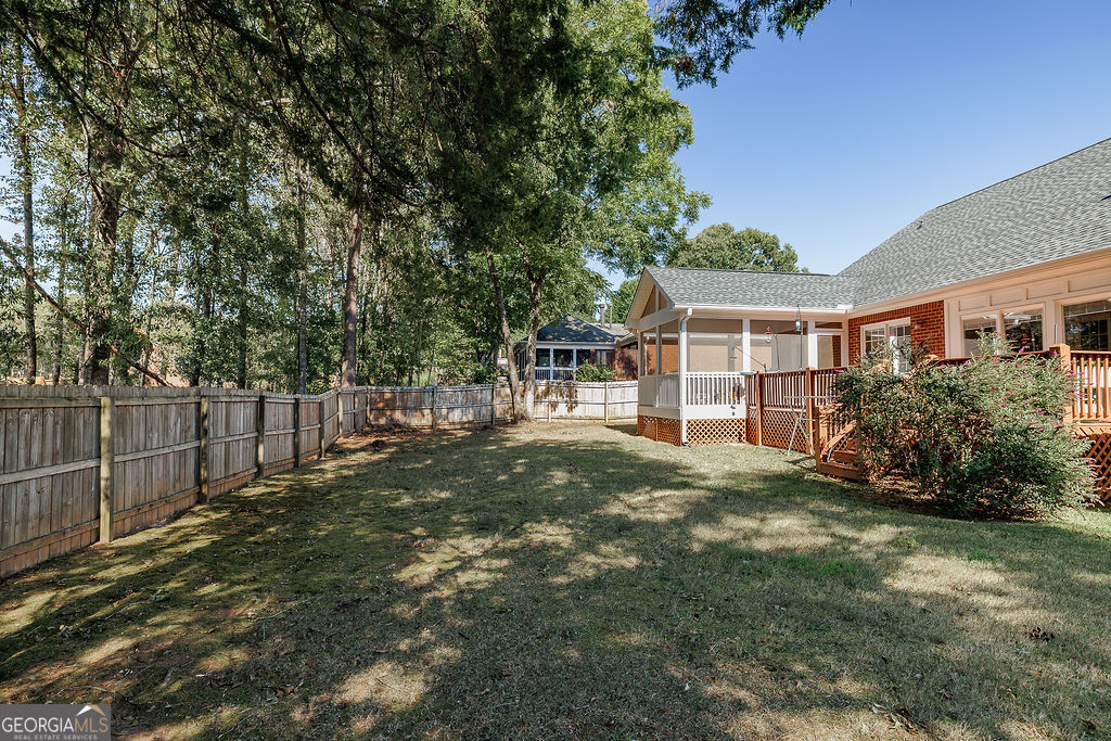 850 Saint Ives Lane Property Photo 40