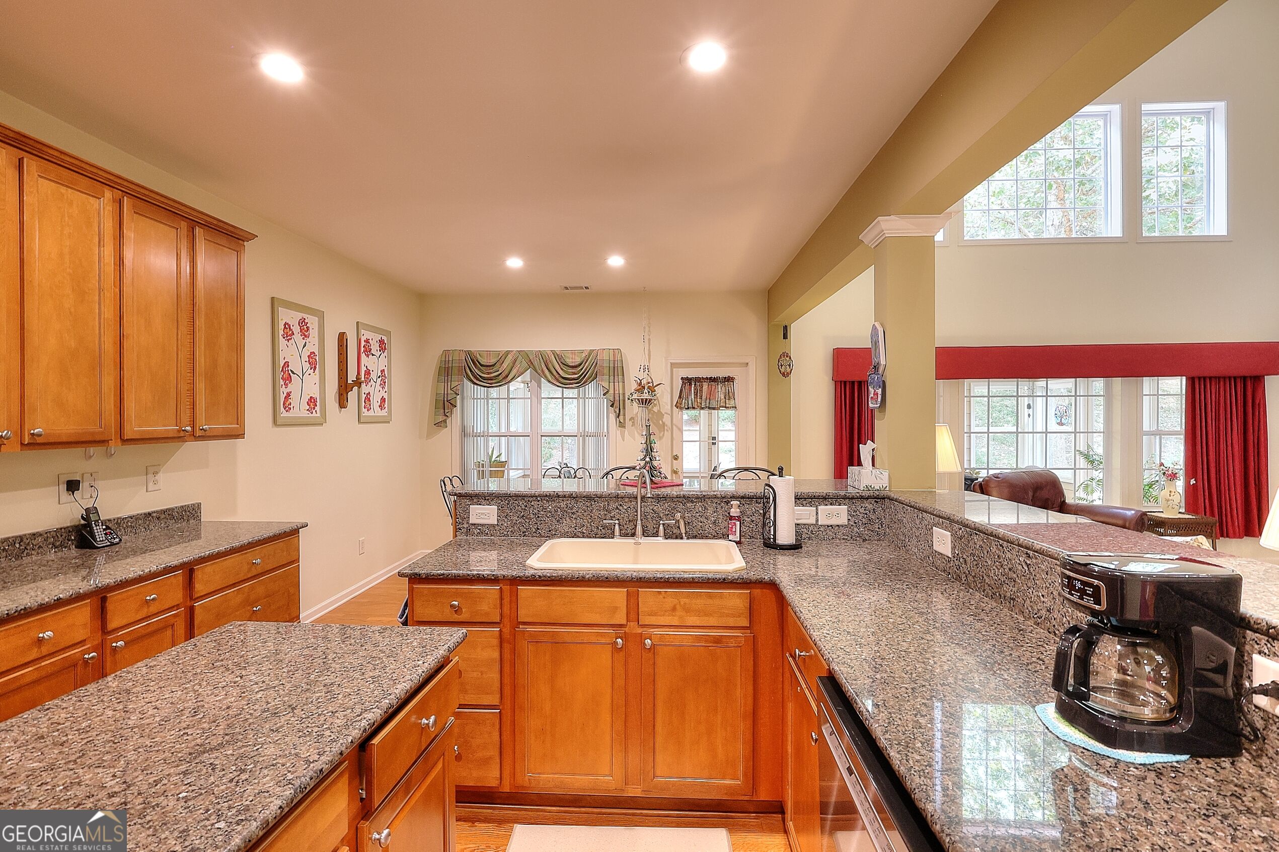 4295 Lakeside Boulevard Property Photo 19