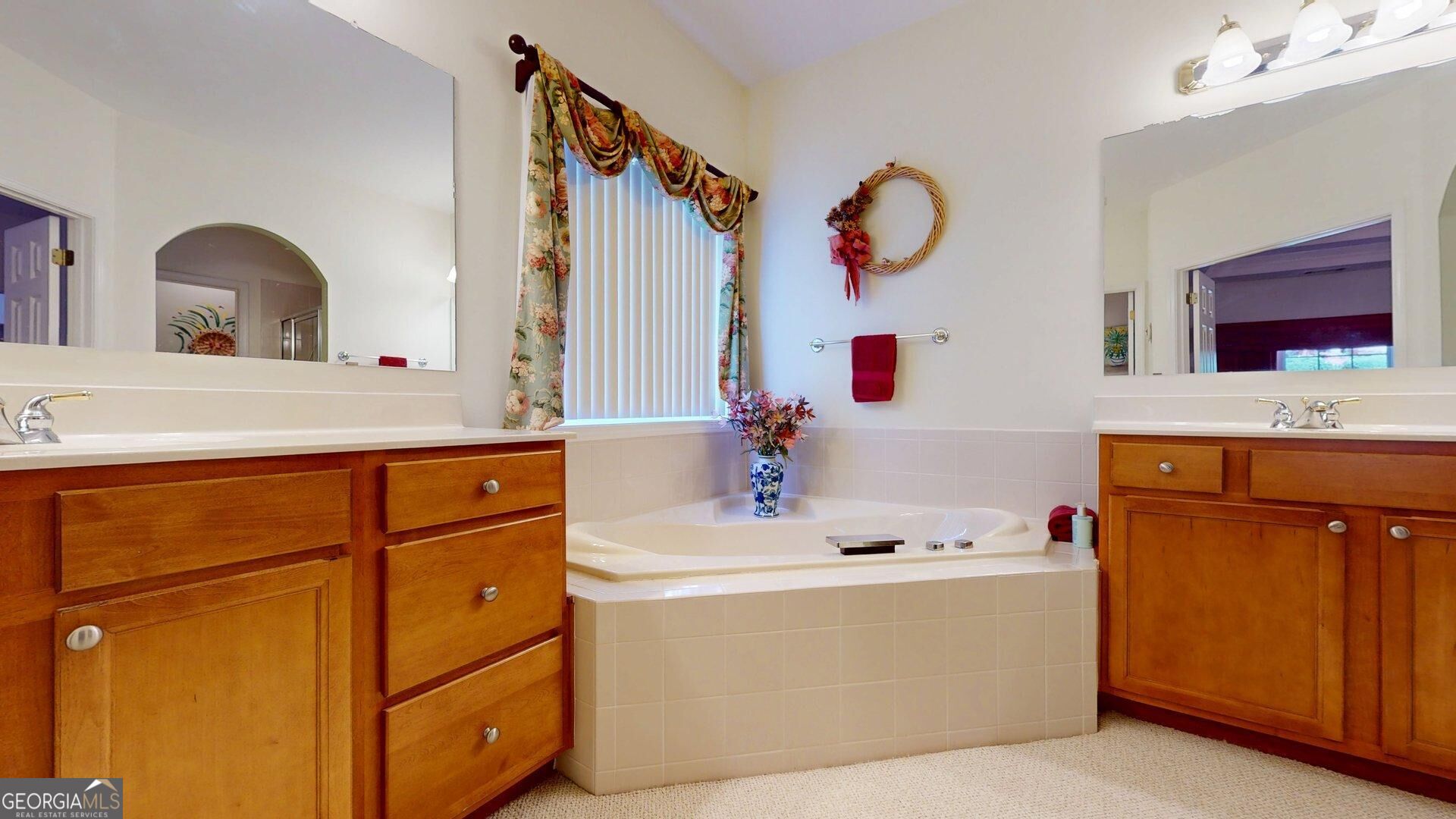 4295 Lakeside Boulevard Property Photo 25