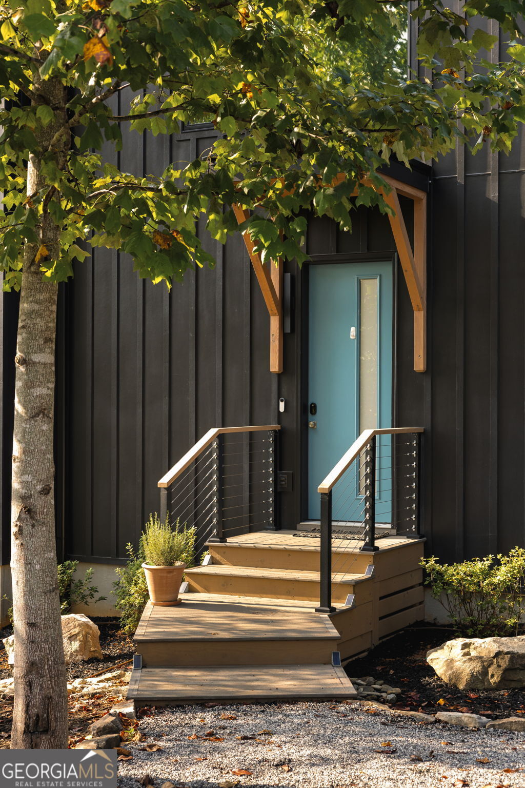 88 This Way Property Photo 3