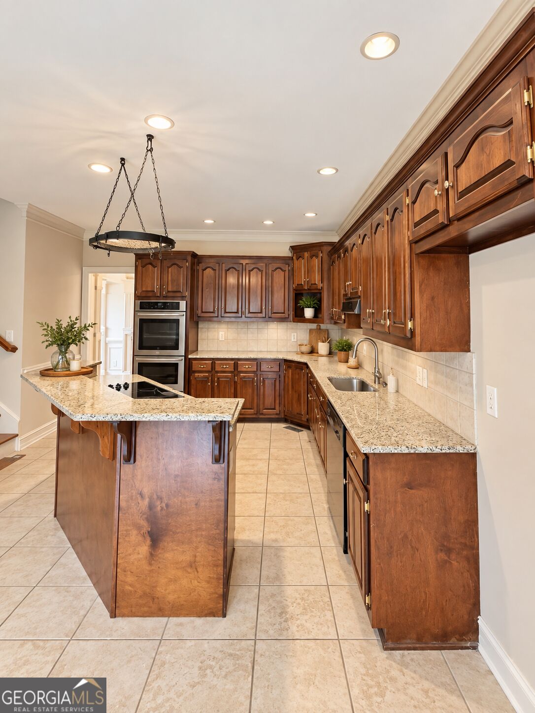 865 Streamside Drive Property Photo 9