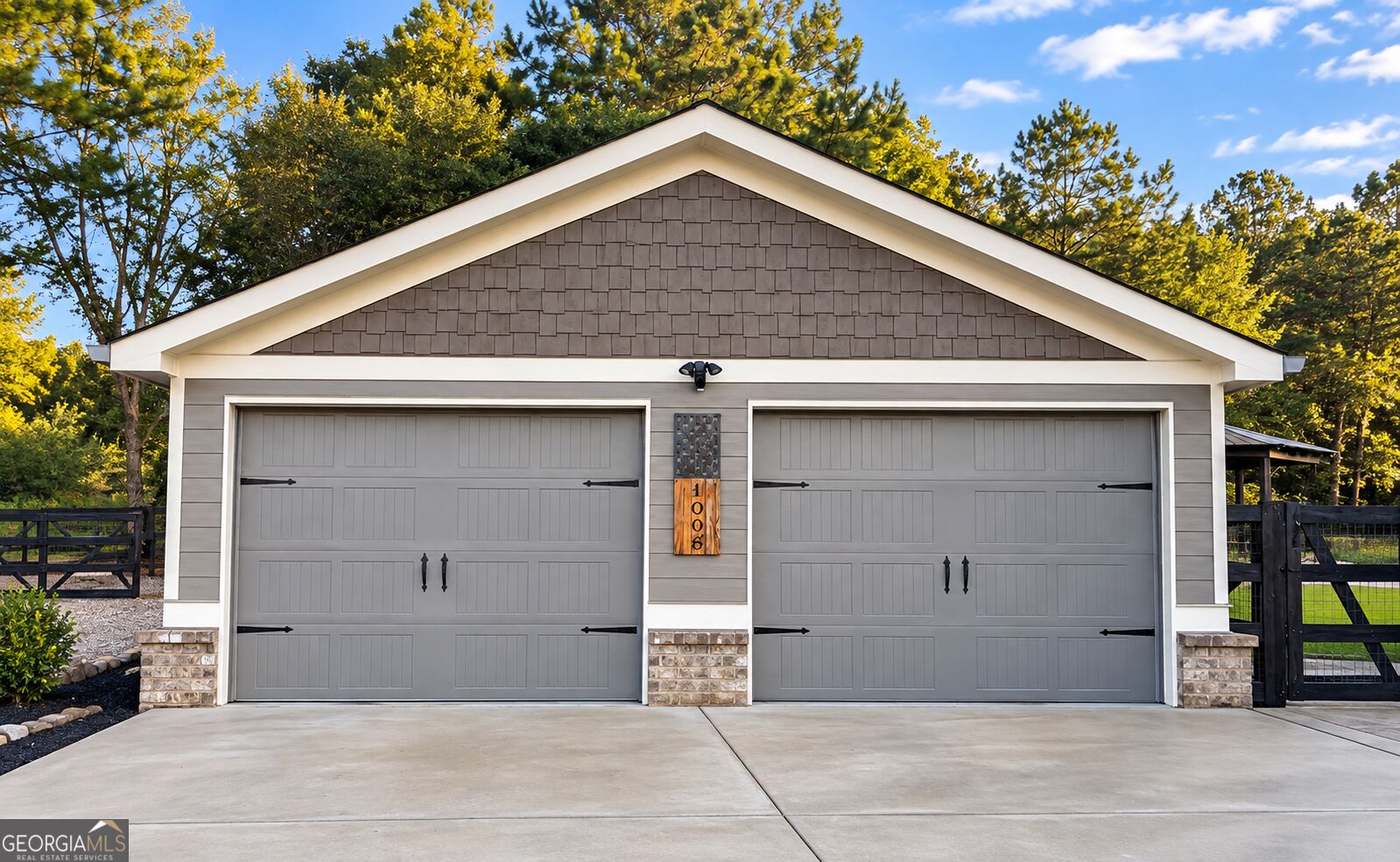 1005 Townside Way Property Photo 13