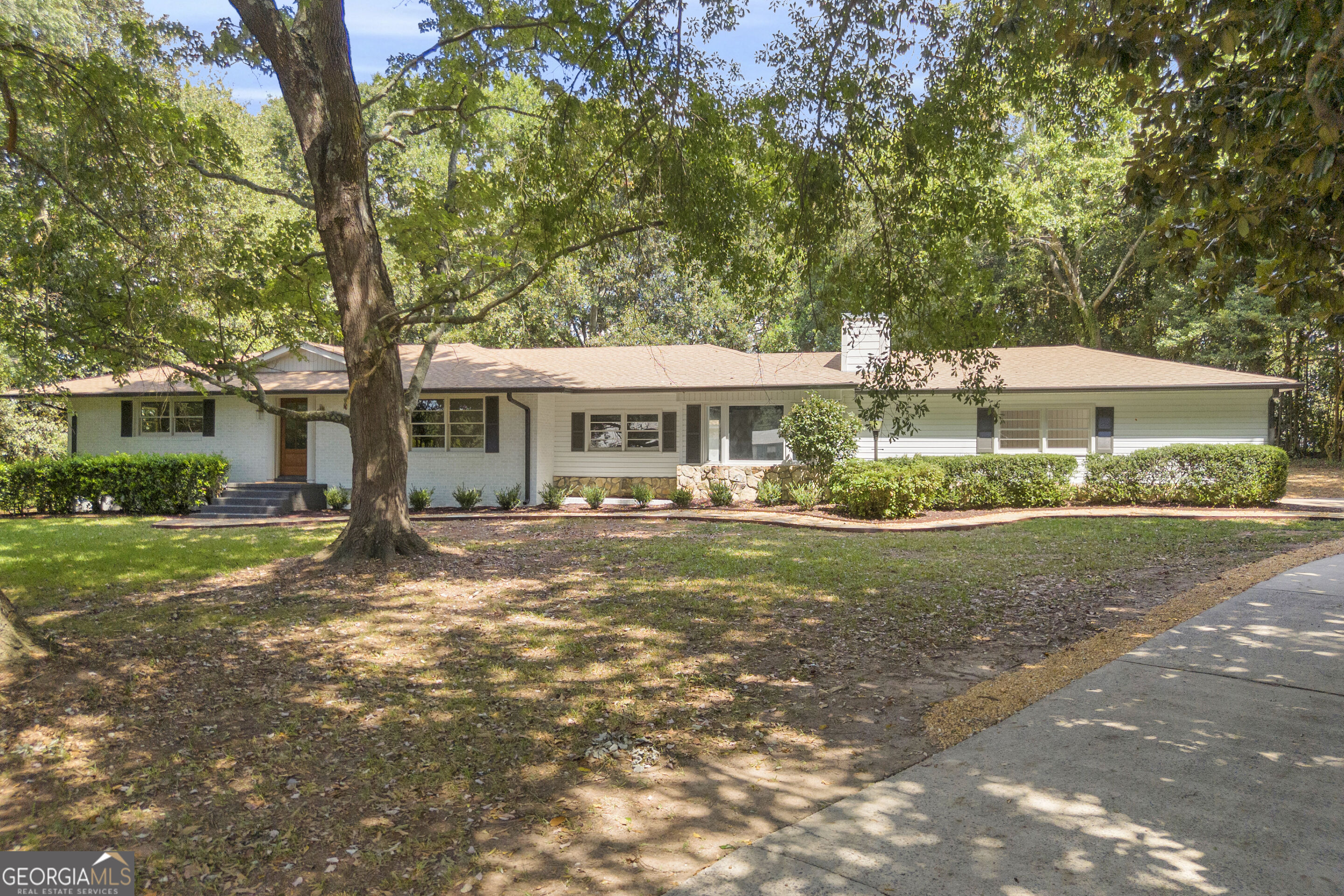 921 Highway 72 E Property Photo 2
