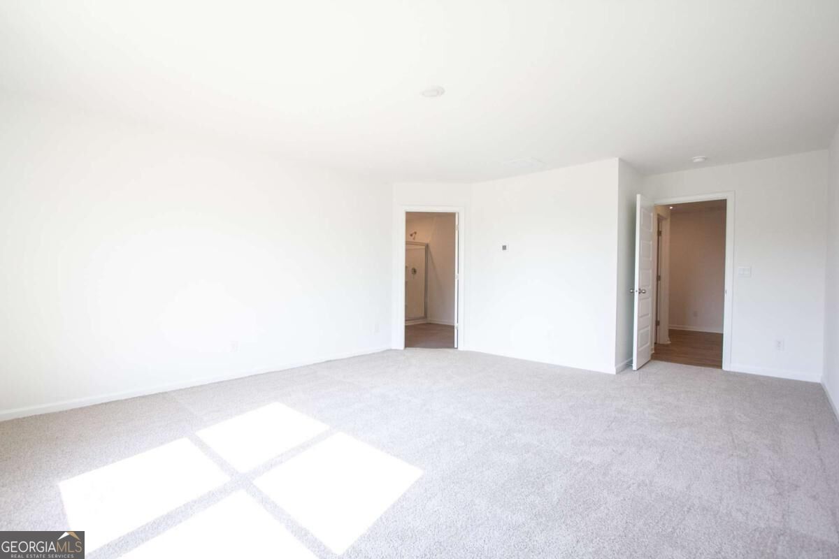 3592 Rowlett Street Property Photo 12
