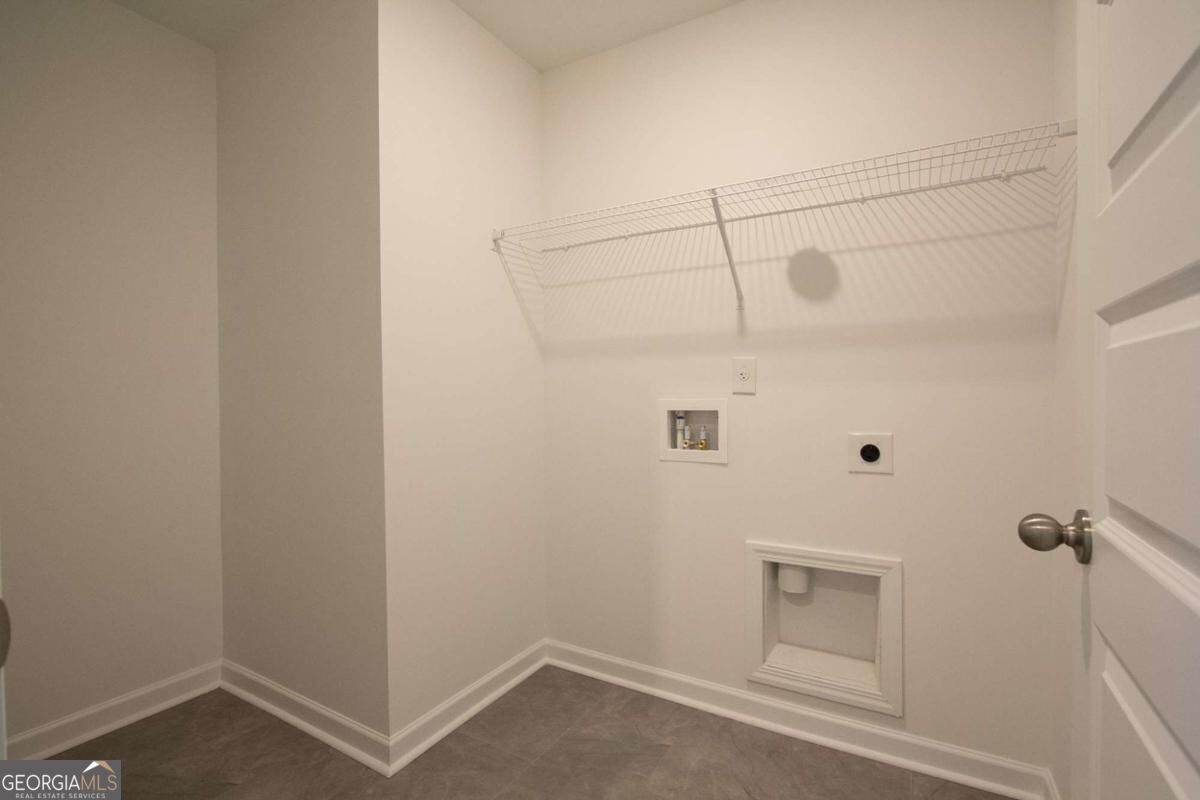 3592 Rowlett Street Property Photo 23