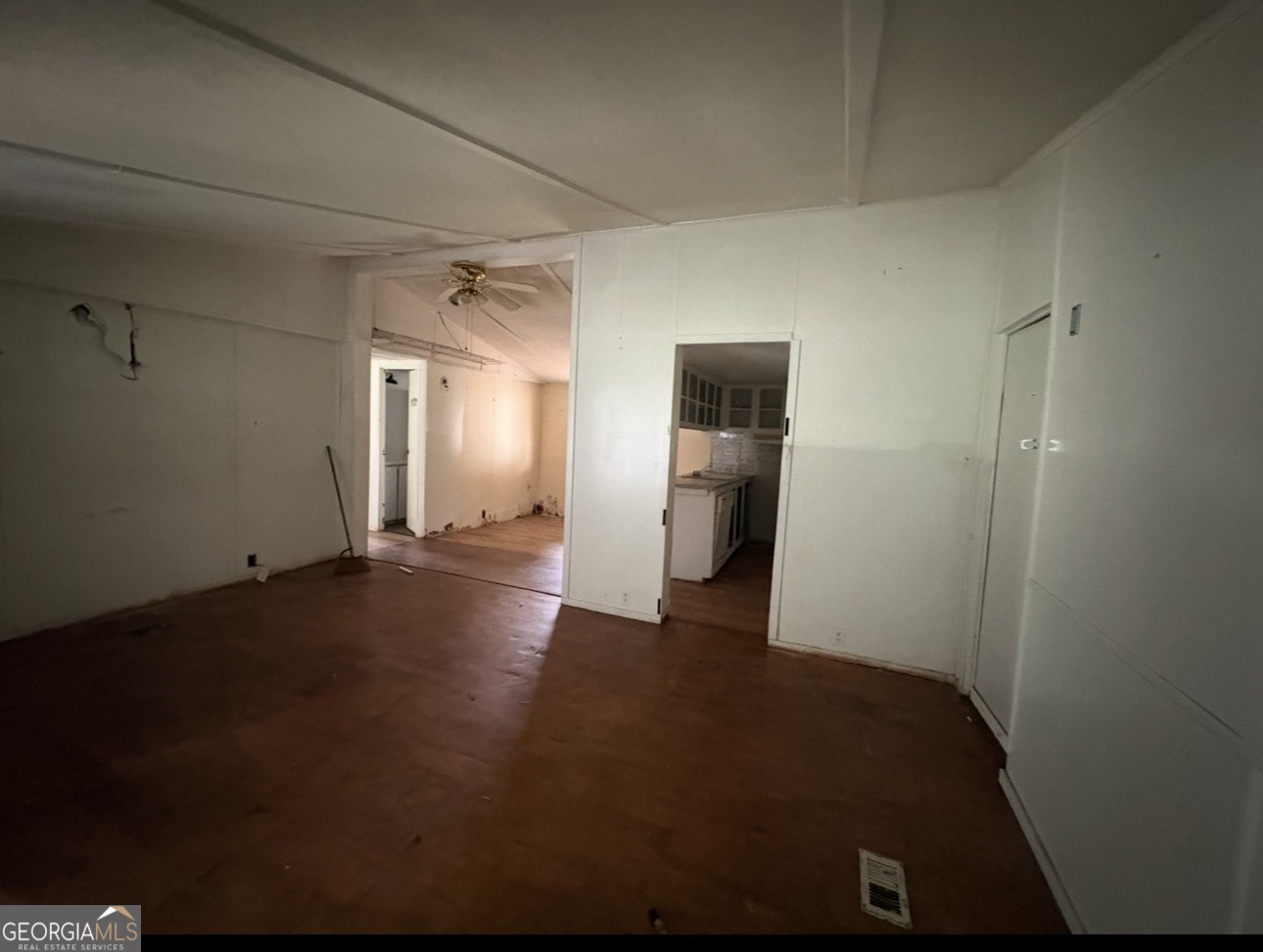 643 Dailey Mill Road Property Photo 9