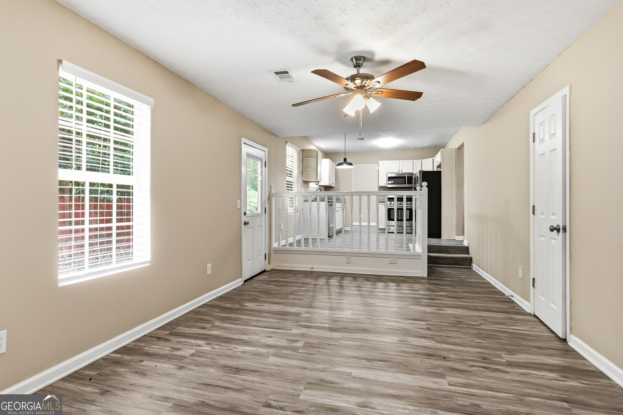 2201 Clayton Ridge Property Photo 6