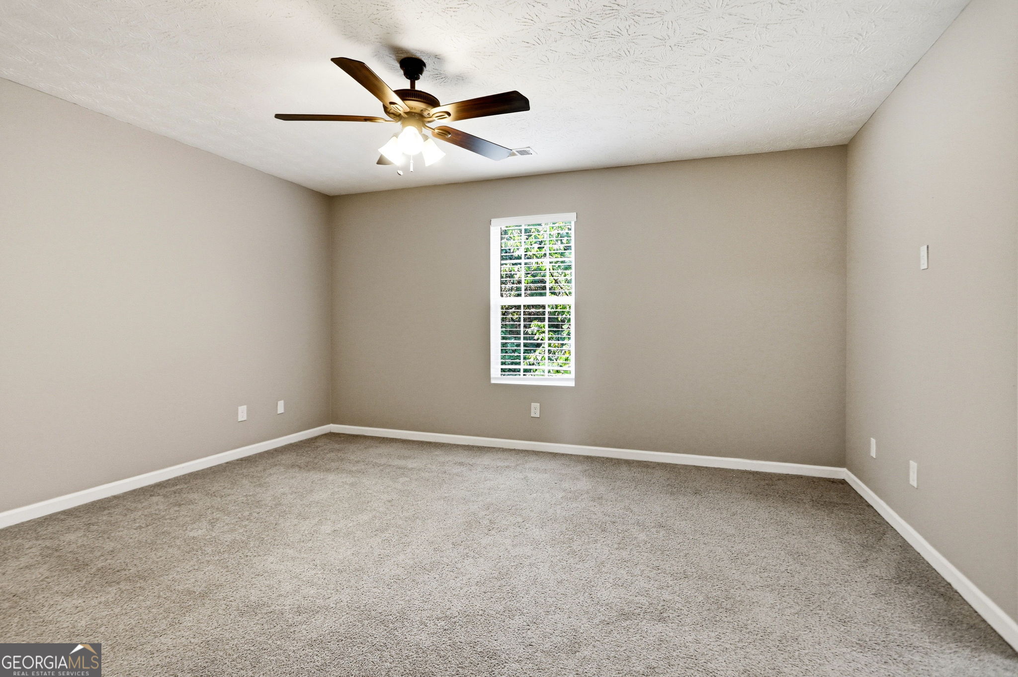 2201 Clayton Ridge Property Photo 15