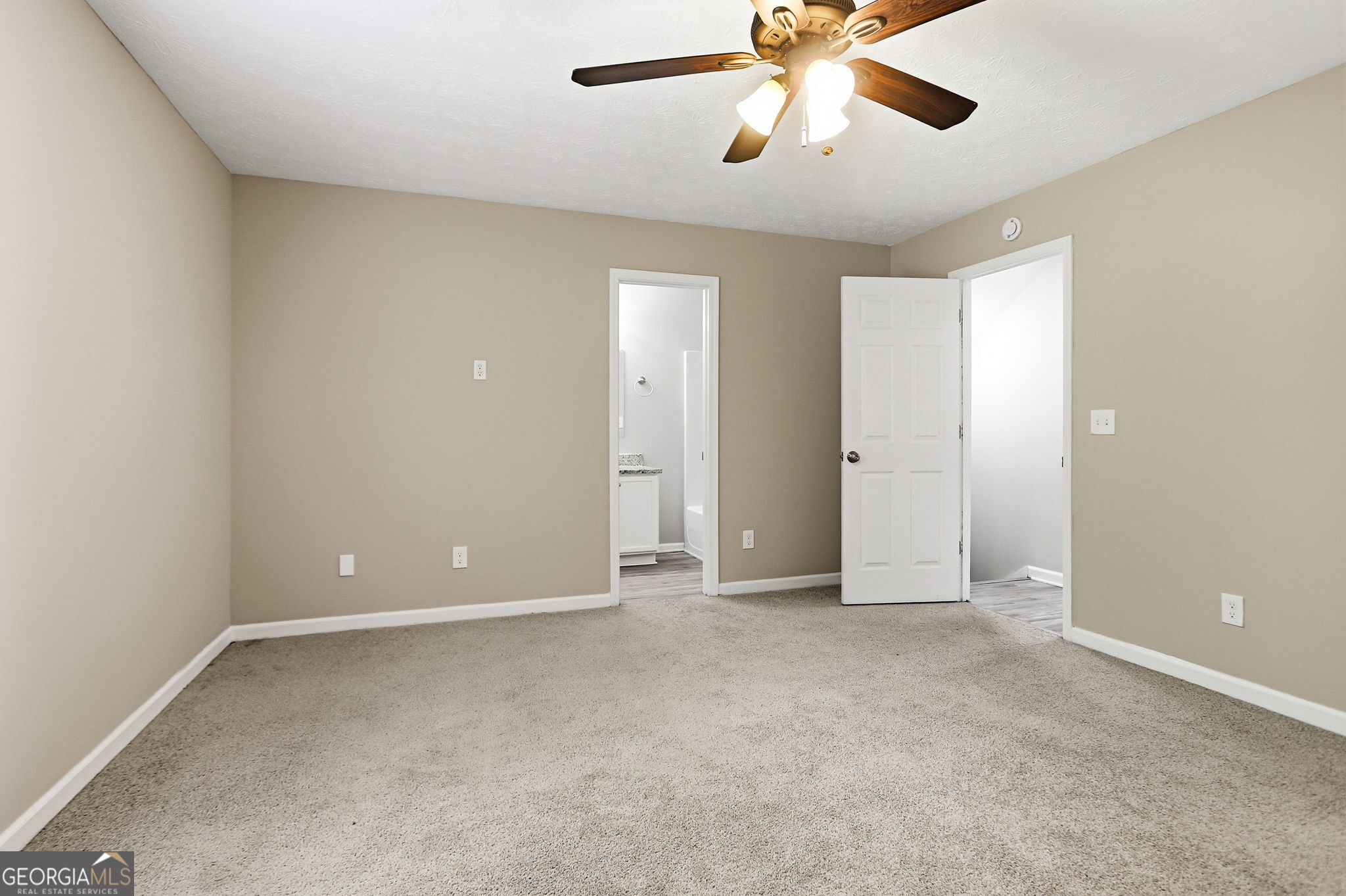 2201 Clayton Ridge Property Photo 16