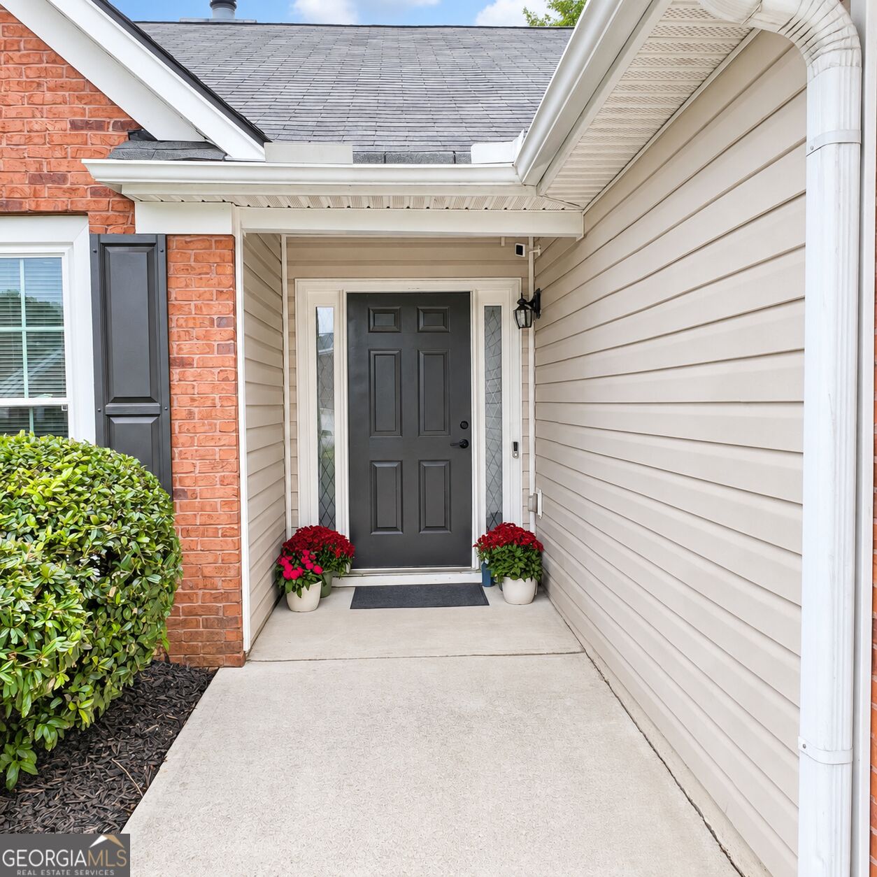 2762 Hillvale Cove Way Property Photo 6