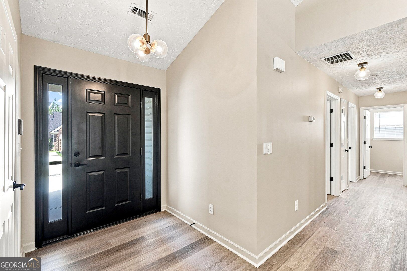 2762 Hillvale Cove Way Property Photo 11