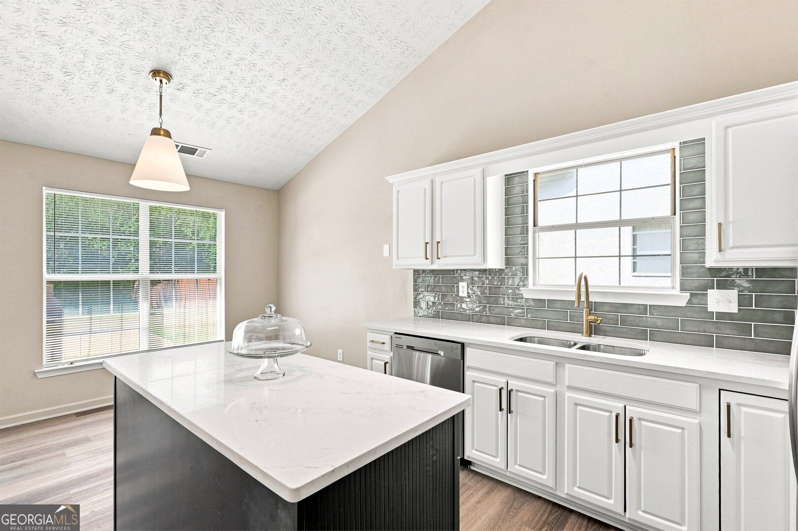 2762 Hillvale Cove Way Property Photo 20