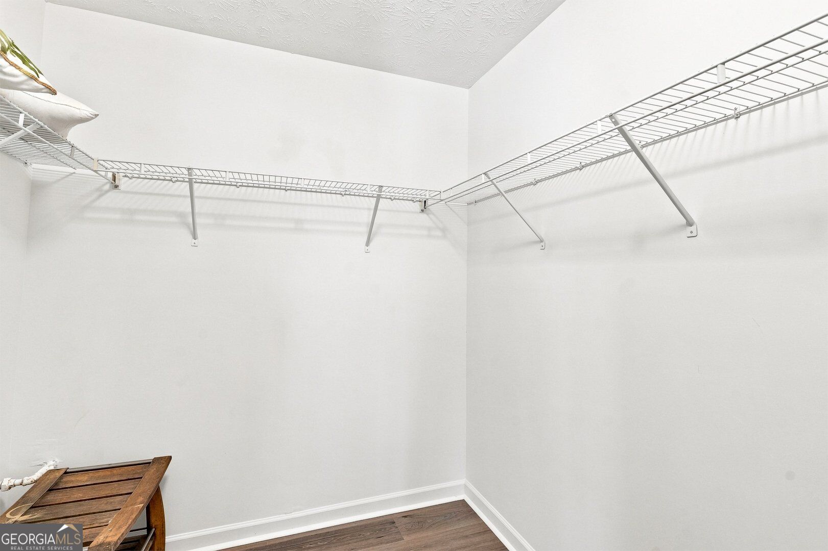 2762 Hillvale Cove Way Property Photo 25