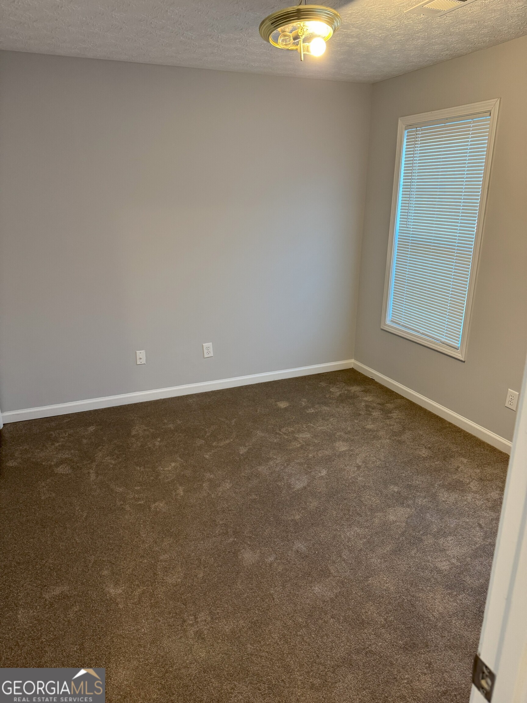 3033 Winding Grove Drive Property Photo 10