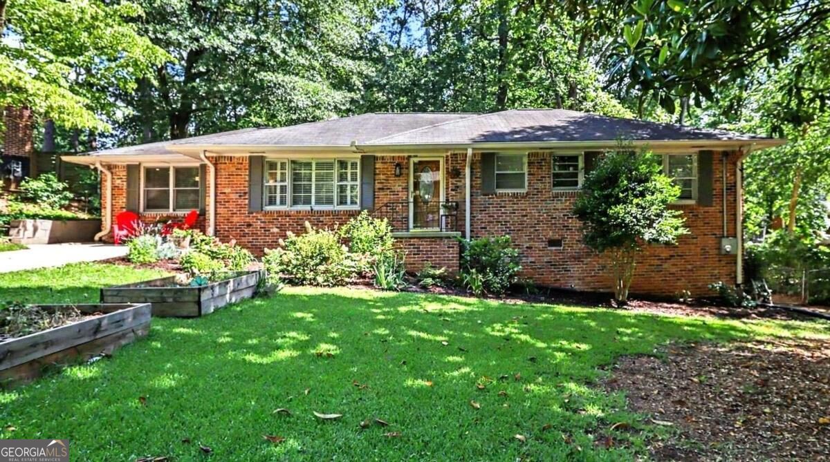 905 Homewood Court Property Photo 1