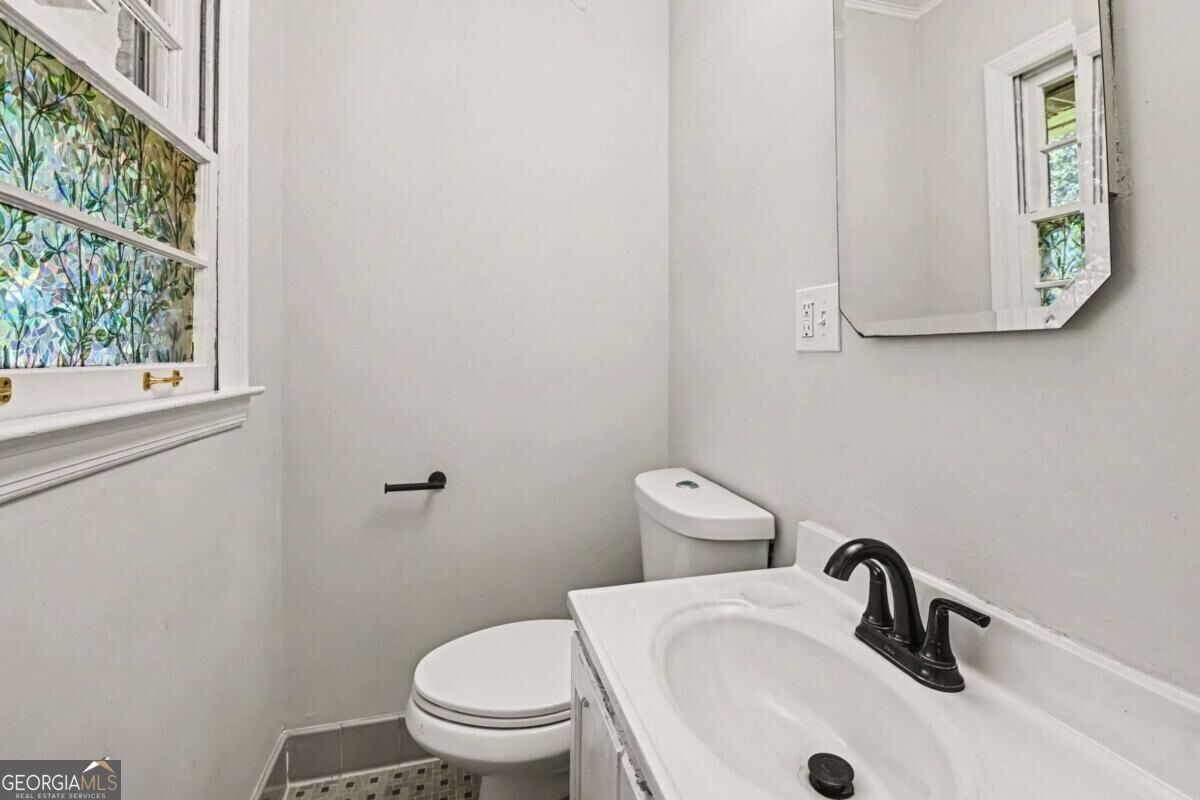 905 Homewood Court Property Photo 22