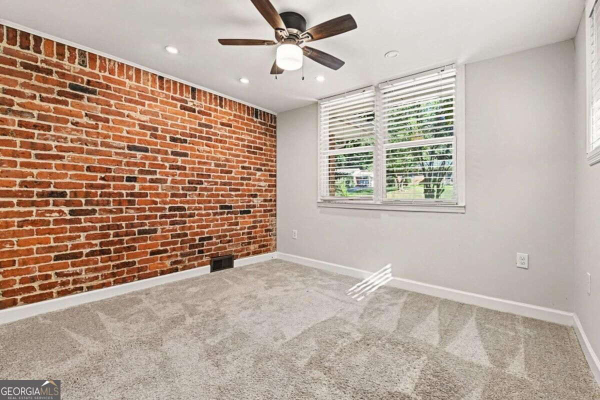 905 Homewood Court Property Photo 32