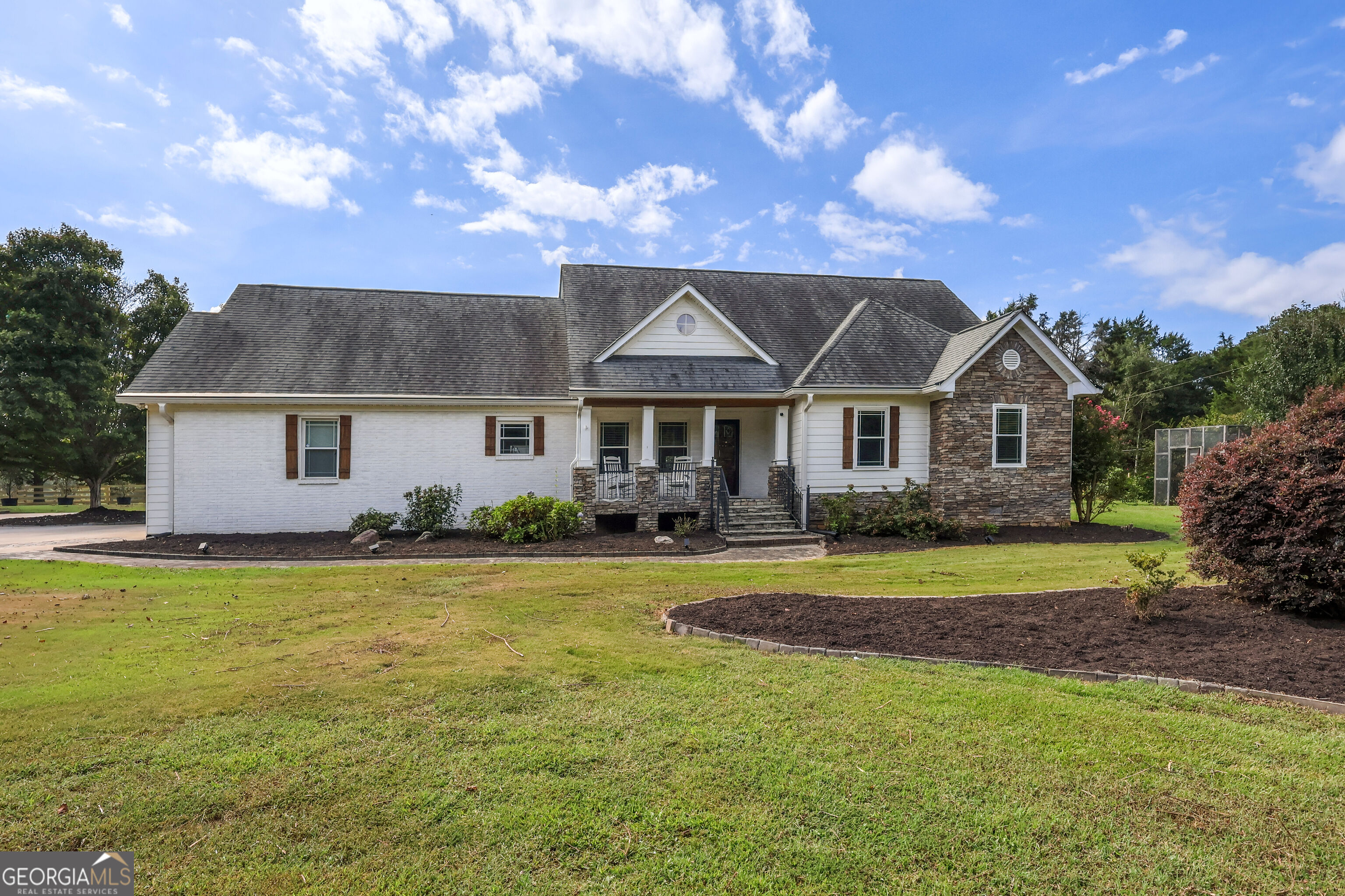 3112 Highway 81 E Property Photo 1