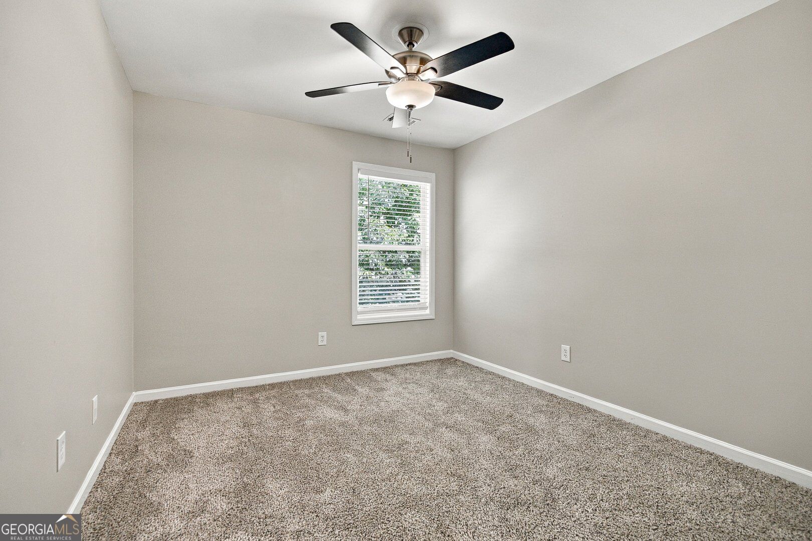 108 Oleander Way Property Photo 12
