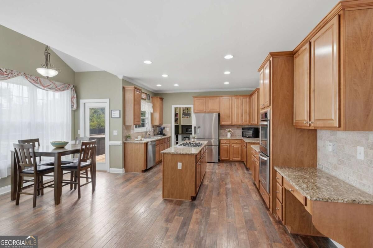 8205 Applewood Court Property Photo 12