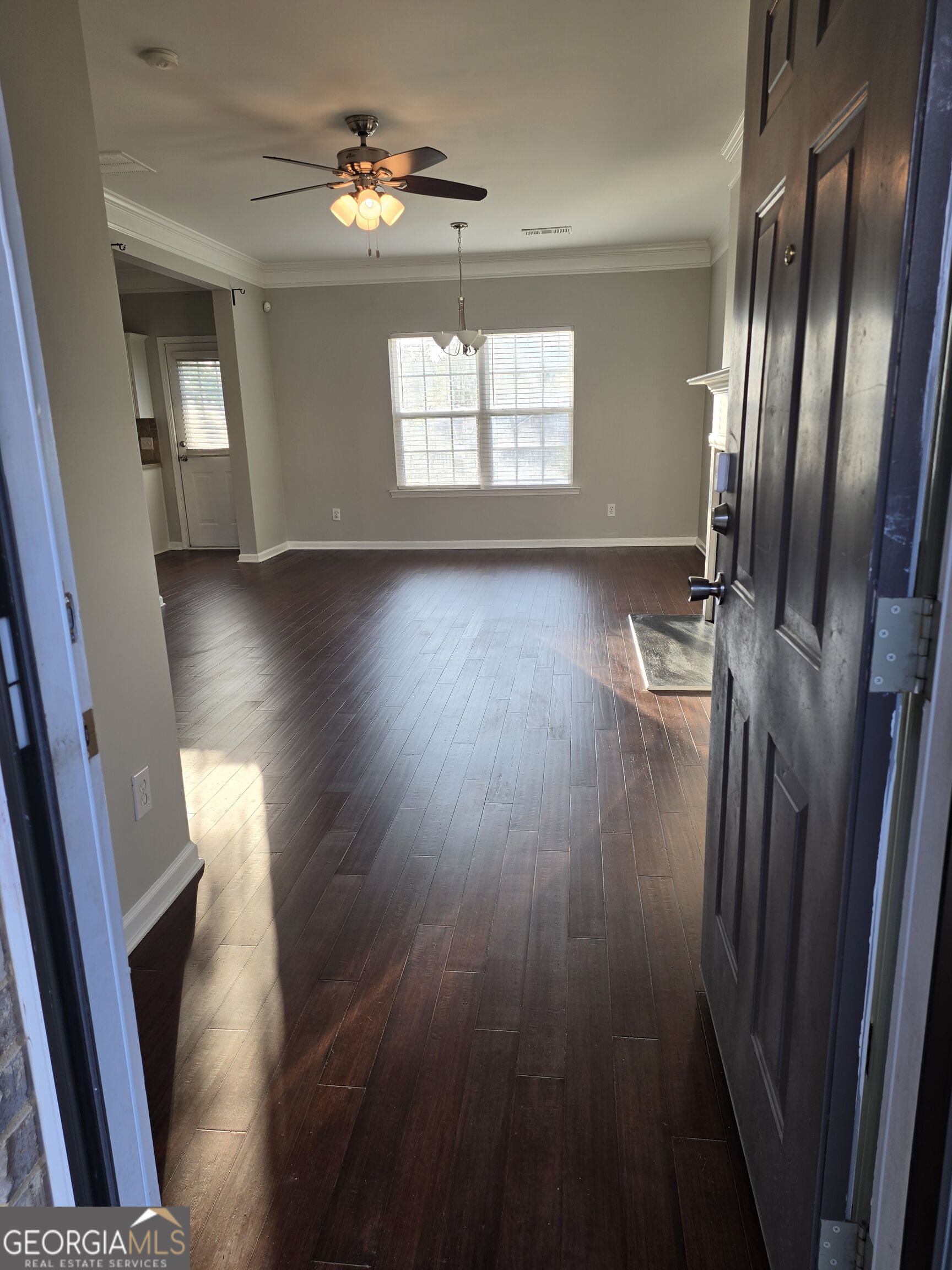 2432 Black Forest Drive Property Photo 3