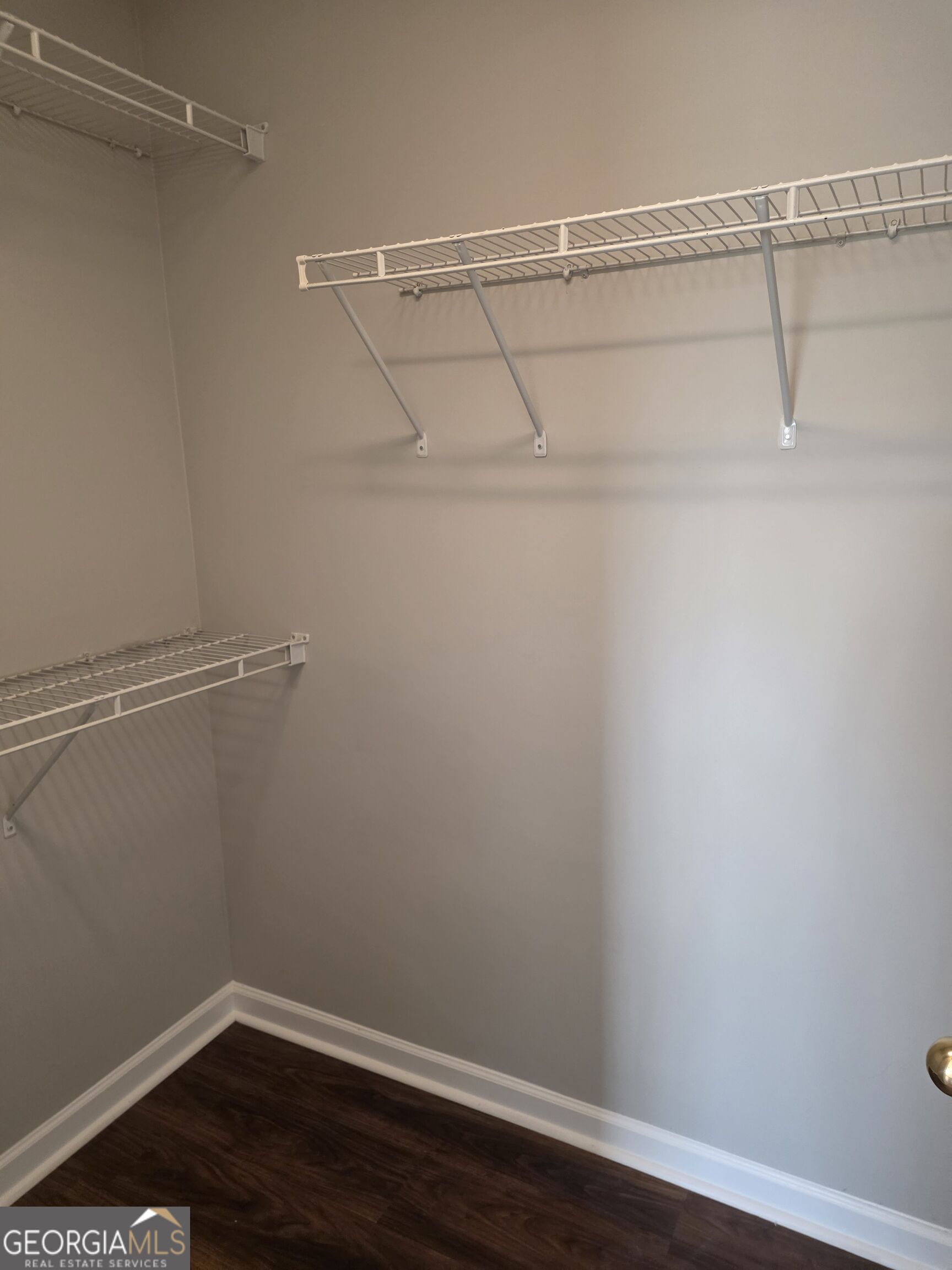 2432 Black Forest Drive Property Photo 27