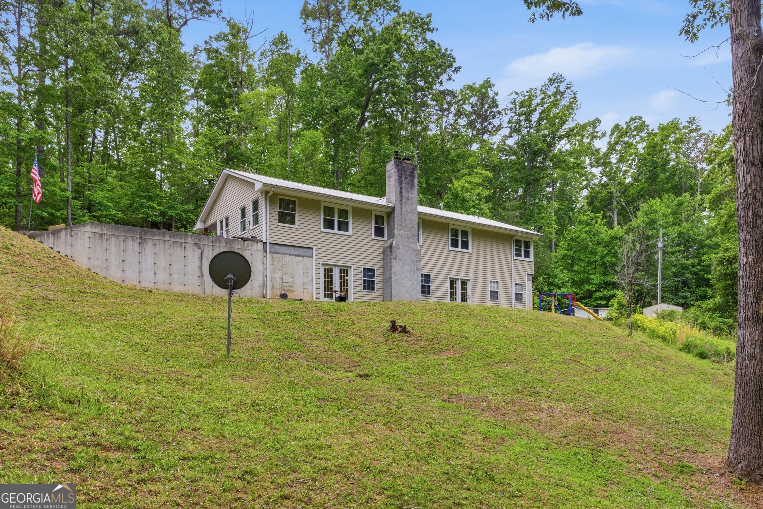 169 N Pinecrest Road Property Photo 3