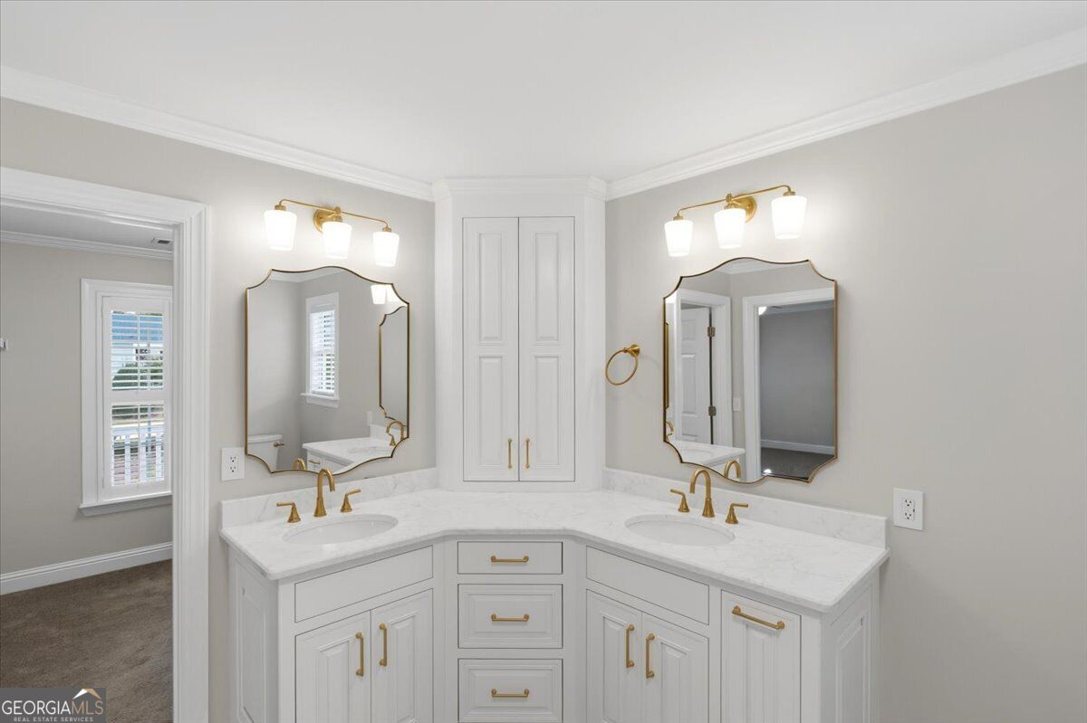 360 Ivystone Drive Property Photo 8