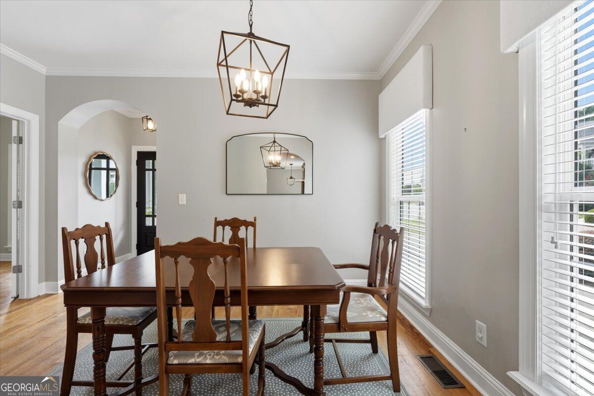 360 Ivystone Drive Property Photo 12