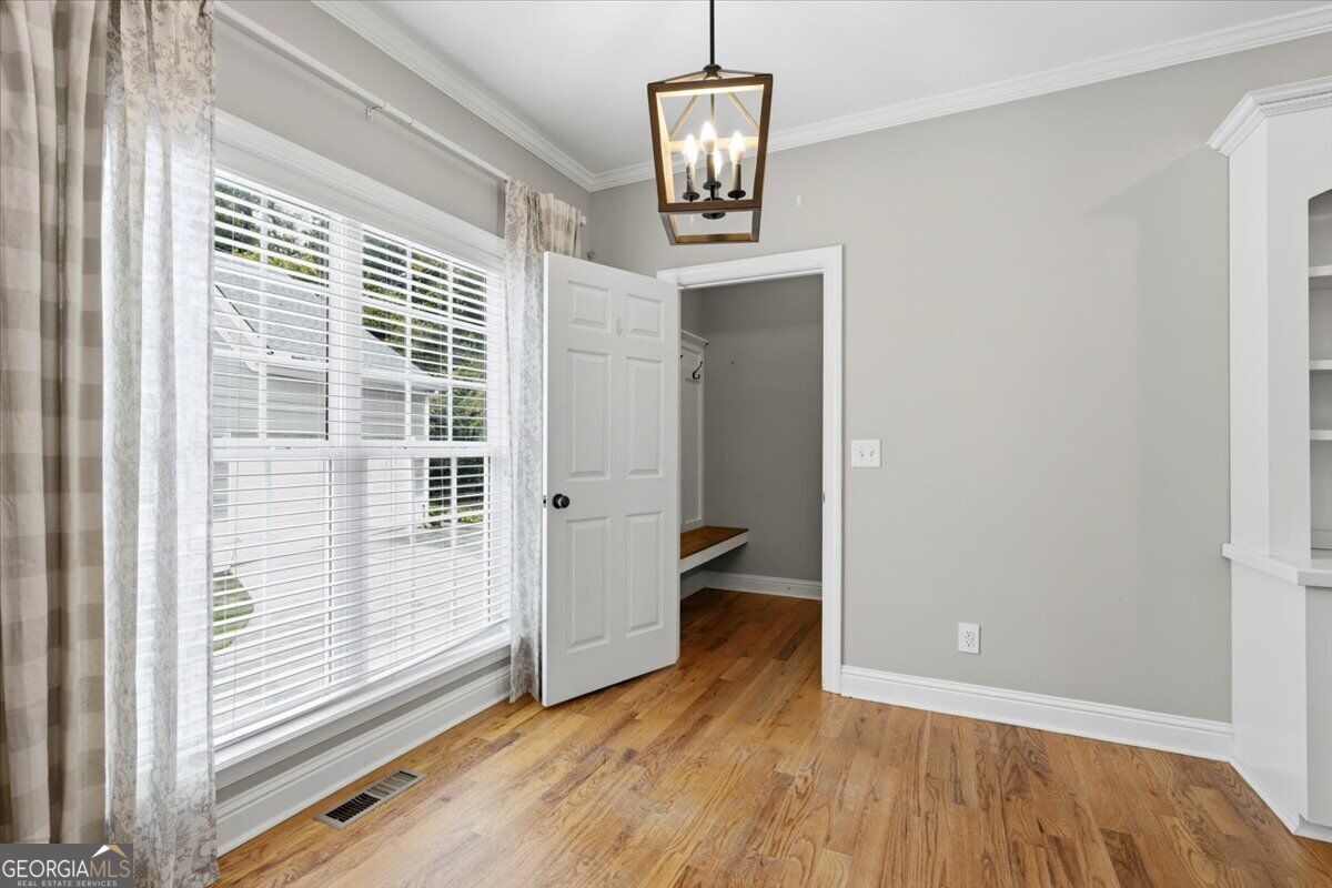 360 Ivystone Drive Property Photo 15