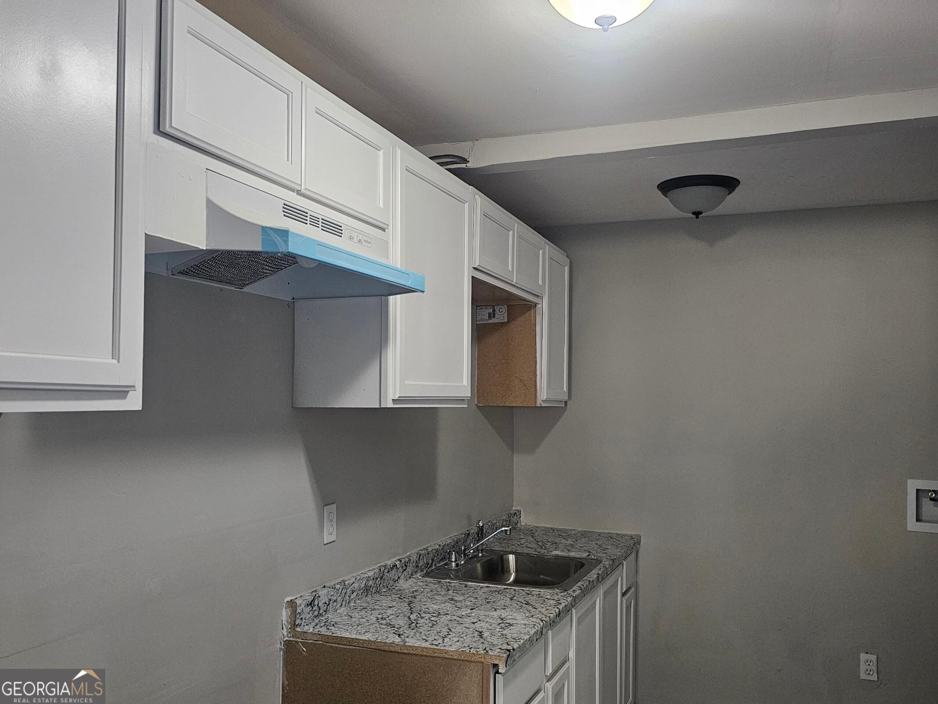 3751 Travis Boulevard Property Photo 6