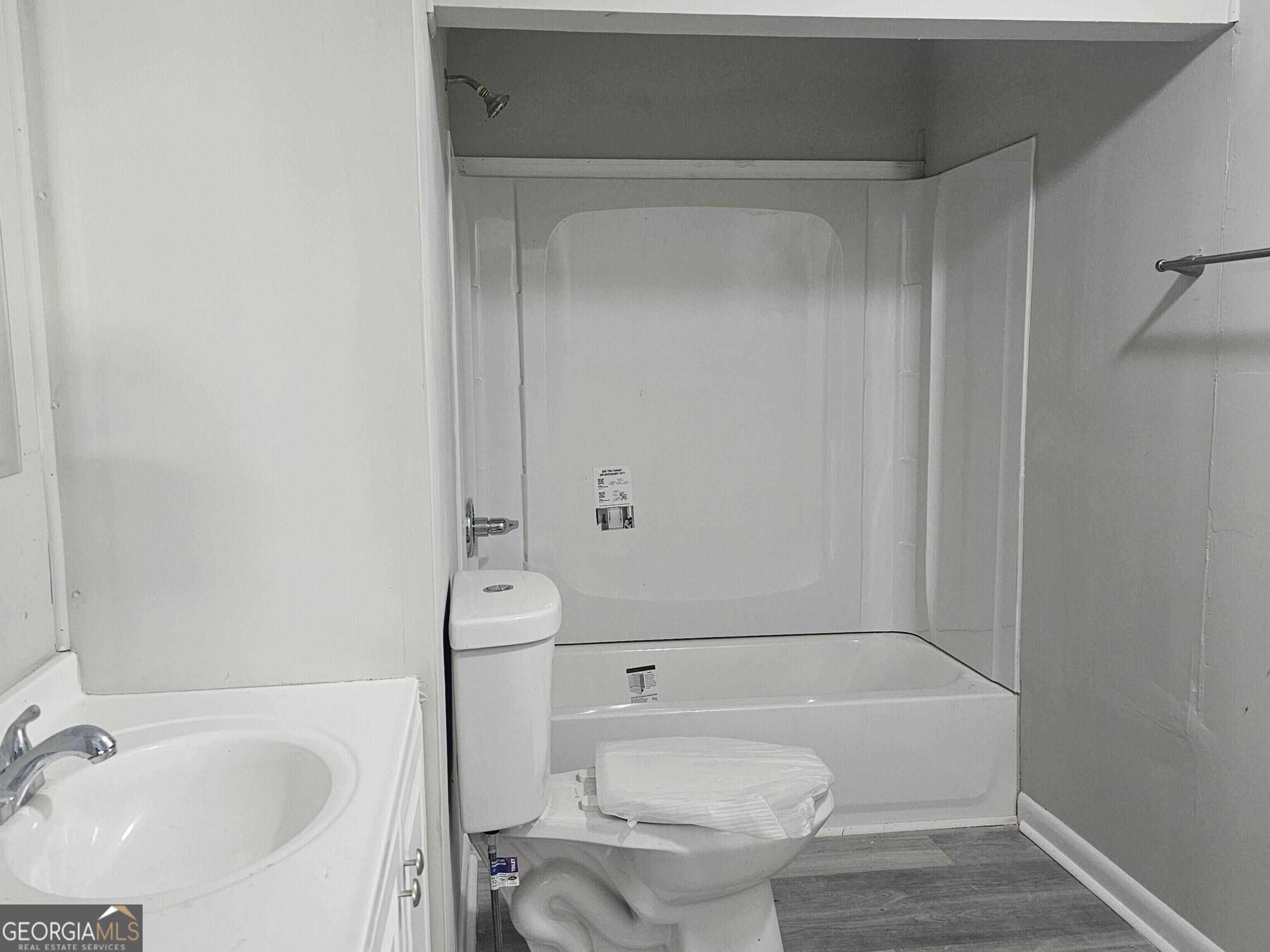 3751 Travis Boulevard Property Photo 8