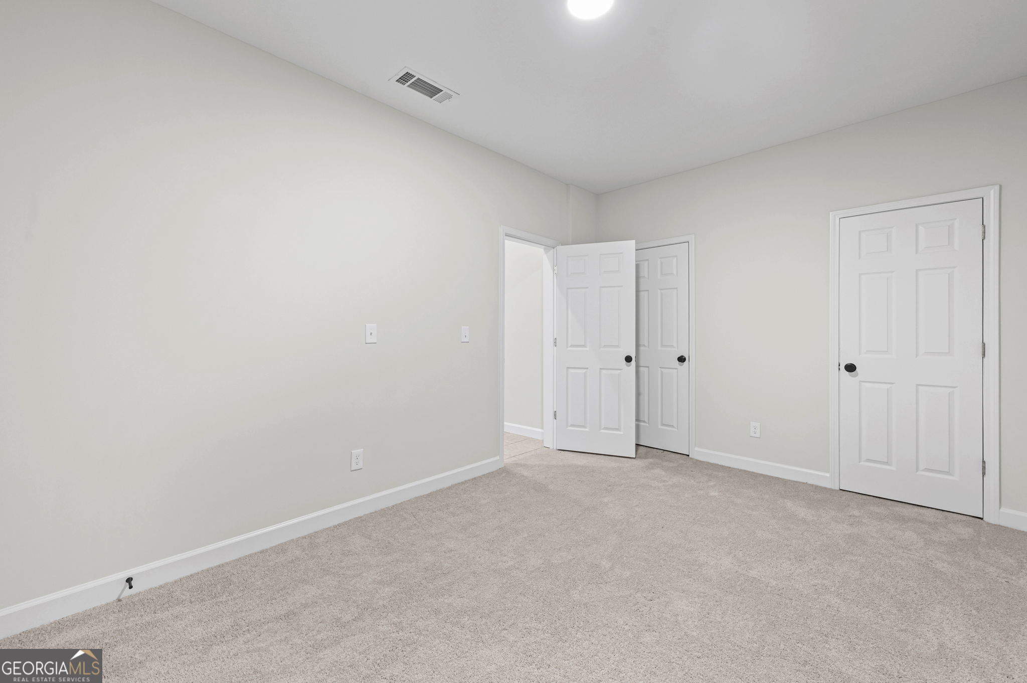 625 Kingsport Drive Property Photo 28